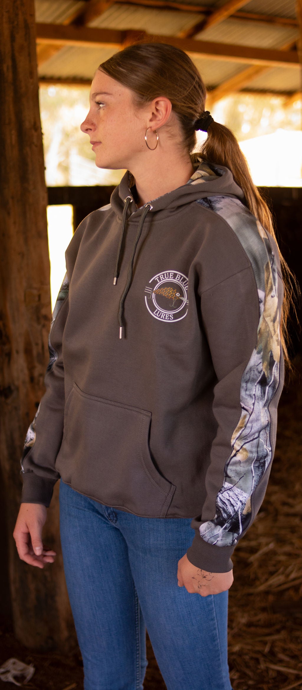 TRUE BLUE LURES HOODIES - GRAY/CAMO PIG CHASING