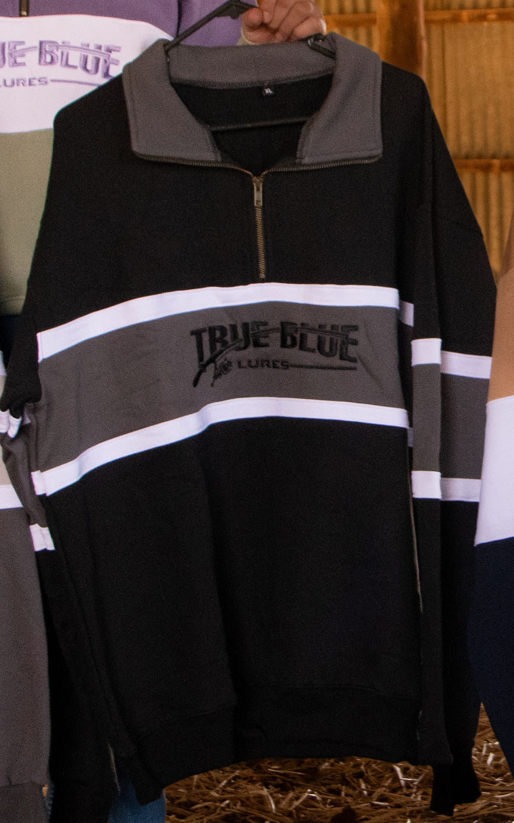 TRUE BLUE LURES QUARTER ZIP JUMPER - BLACK/GRAY