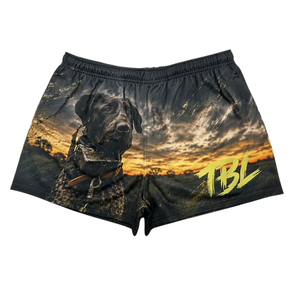 TRUE BLUE LURES FOOTY SHORT WITH ZIP POCKETS - HUNTING DOG